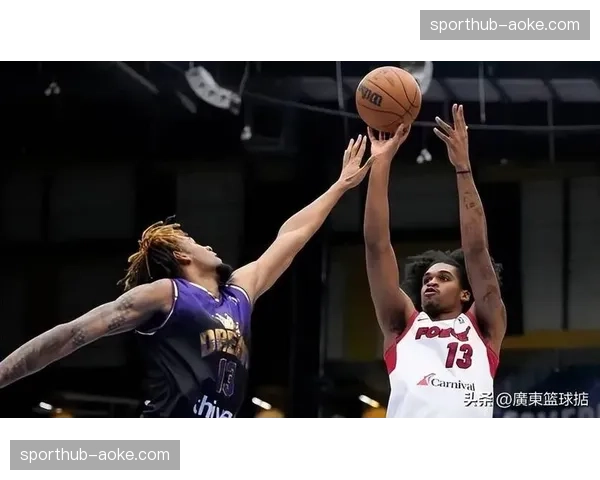 深圳外援约翰逊受伤 引进克里斯托弗保持争冠竞争力